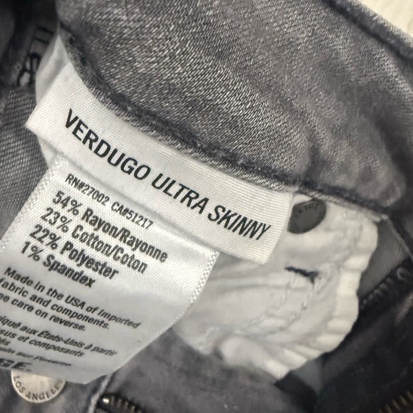 PAIGE Gray Skinny Jeans with Sleek Fit - Picture 4 of 6